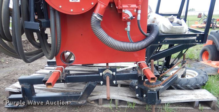 image for item ES9559 Valmar 1655 granular applicator