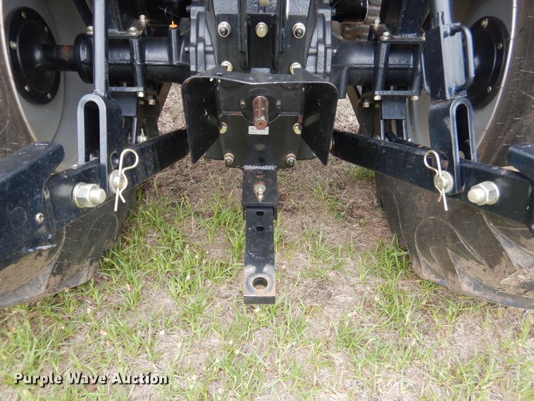 image for item ES9588 2014 Mahindra 2555 MFWD tractor