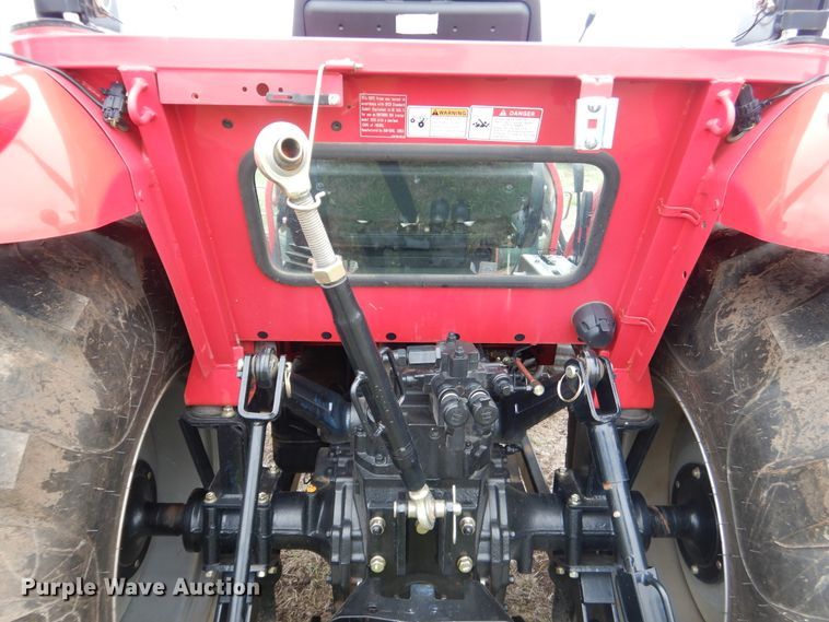 image for item ES9588 2014 Mahindra 2555 MFWD tractor