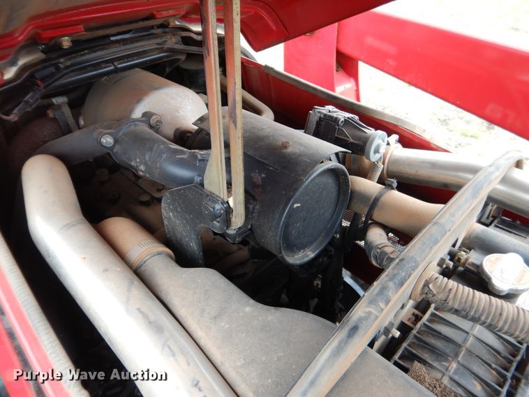 image for item ES9588 2014 Mahindra 2555 MFWD tractor