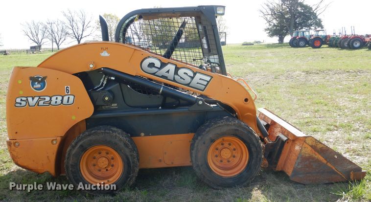 image for item ES9590 2016 Case SV280  skid steer loader