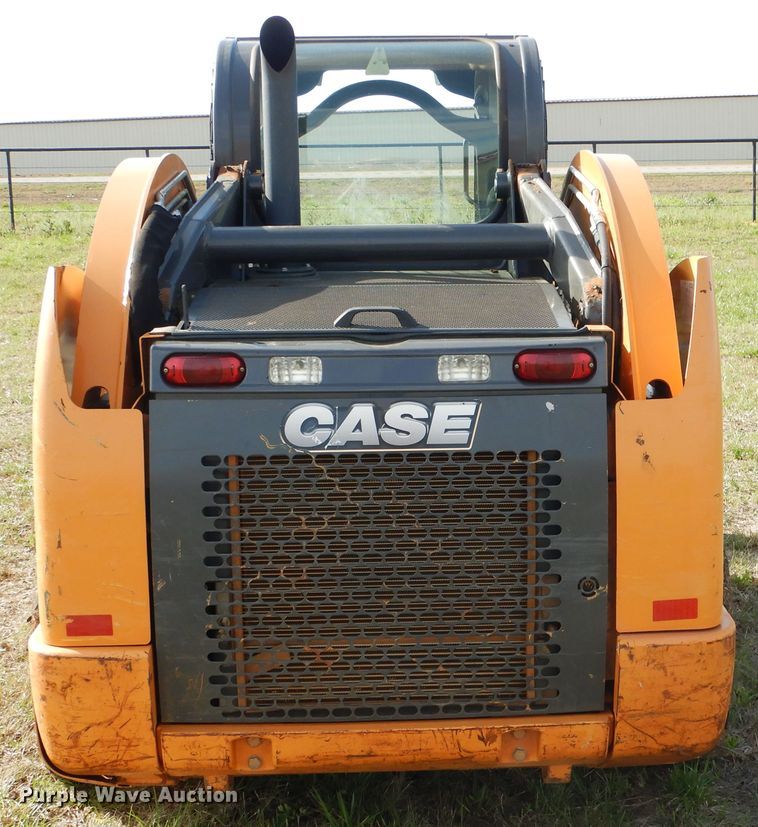 image for item ES9590 2016 Case SV280  skid steer loader