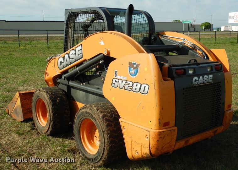 image for item ES9590 2016 Case SV280  skid steer loader