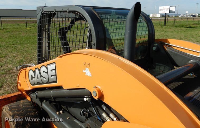 image for item ES9590 2016 Case SV280  skid steer loader
