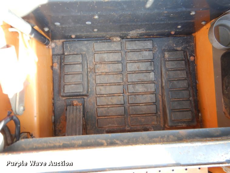 image for item ES9590 2016 Case SV280  skid steer loader