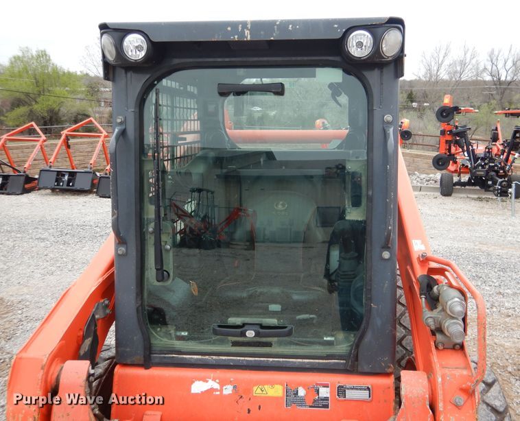 image for item ES9595 2016 Kubota SSV75  skid steer loader