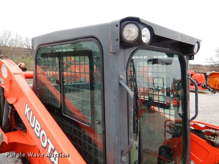 image for item ES9595 2016 Kubota SSV75  skid steer loader