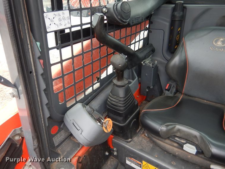 image for item ES9595 2016 Kubota SSV75  skid steer loader