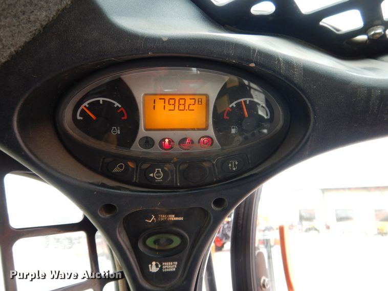 image for item ES9596 2016 Bobcat S650  skid steer loader