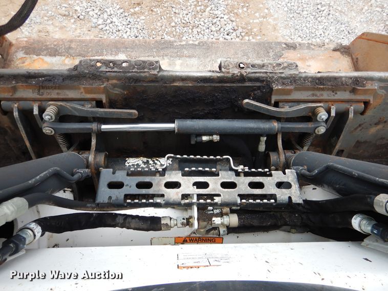 image for item ES9596 2016 Bobcat S650  skid steer loader