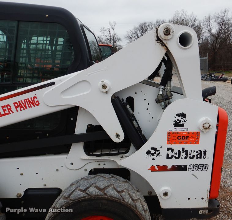 image for item ES9596 2016 Bobcat S650  skid steer loader