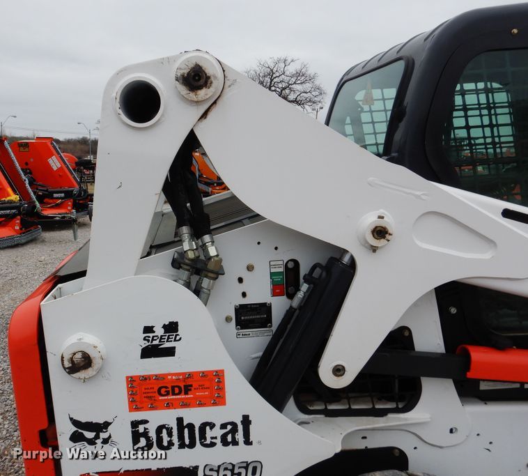 image for item ES9596 2016 Bobcat S650  skid steer loader