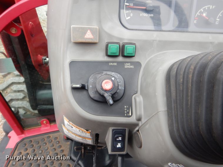 image for item ES9598 2016 Mahindra 2555 MFWD tractor