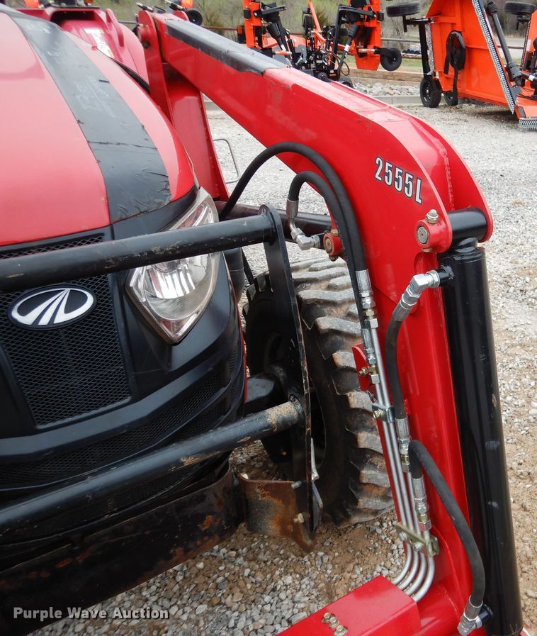image for item ES9598 2016 Mahindra 2555 MFWD tractor
