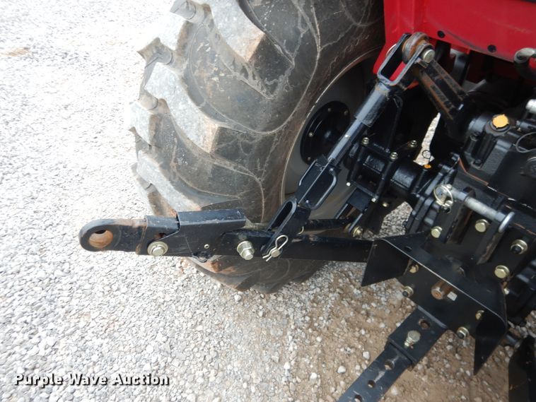 image for item ES9598 2016 Mahindra 2555 MFWD tractor