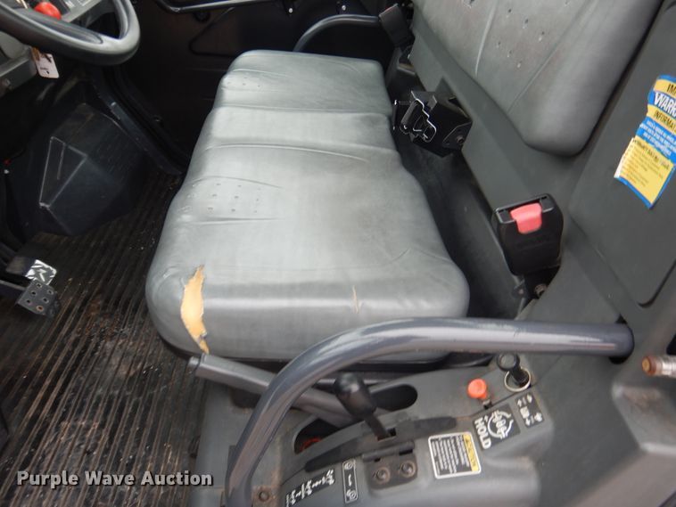 image for item ES9604 2012 Kubota RTV1100 utility vehicle