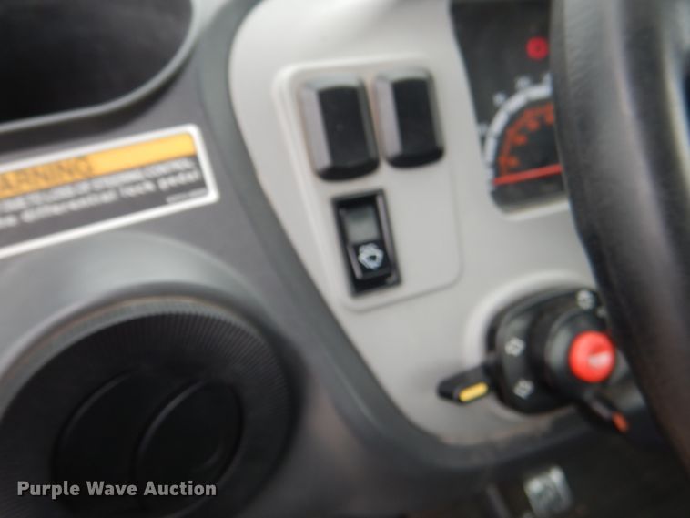 image for item ES9604 2012 Kubota RTV1100 utility vehicle