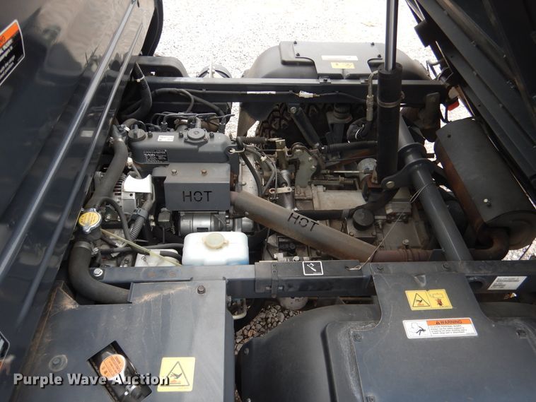 image for item ES9604 2012 Kubota RTV1100 utility vehicle