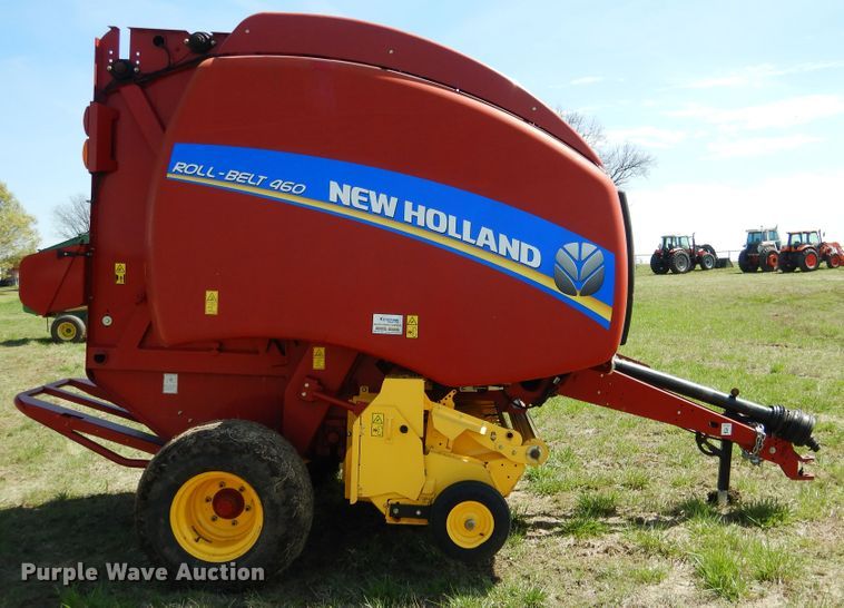 image for item ES9609 2016 New Holland Rollbelt 460 round baler