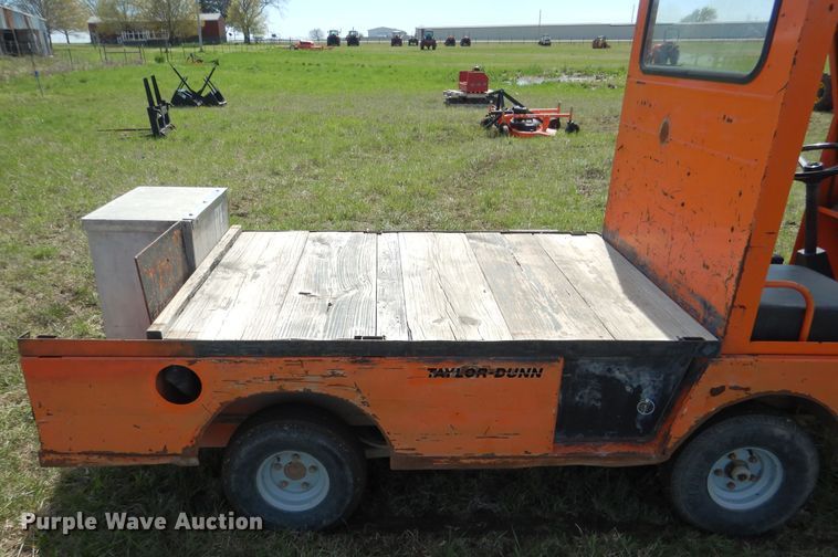 image for item ES9612 Taylor Dunn utility cart