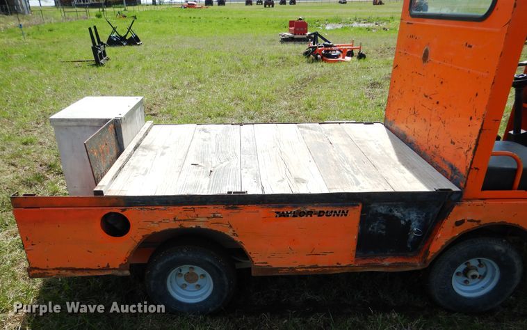 image for item ES9612 Taylor Dunn utility cart
