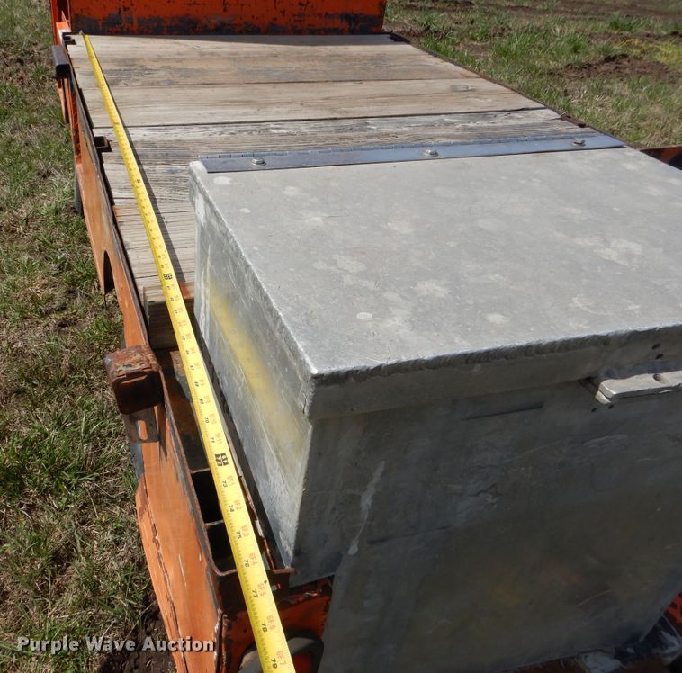 image for item ES9612 Taylor Dunn utility cart