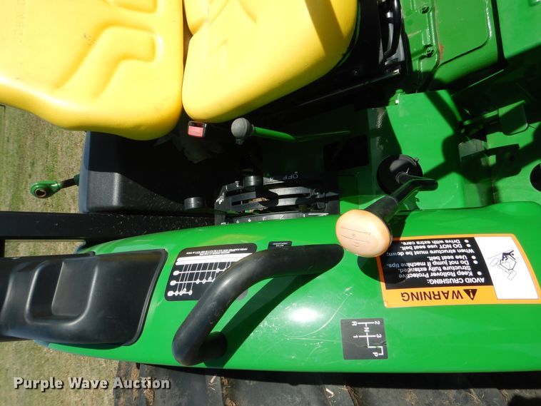 image for item ES9615 2017 John Deere 5045E tractor