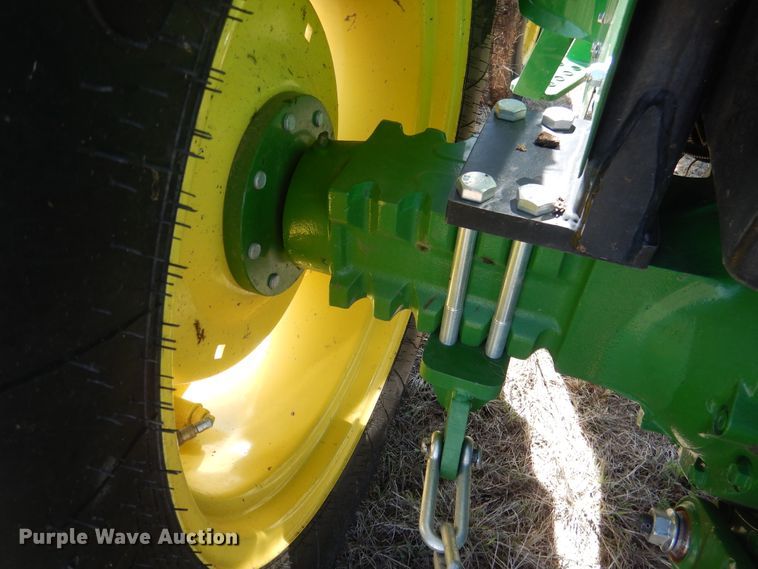 image for item ES9615 2017 John Deere 5045E tractor