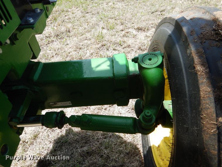 image for item ES9615 2017 John Deere 5045E tractor