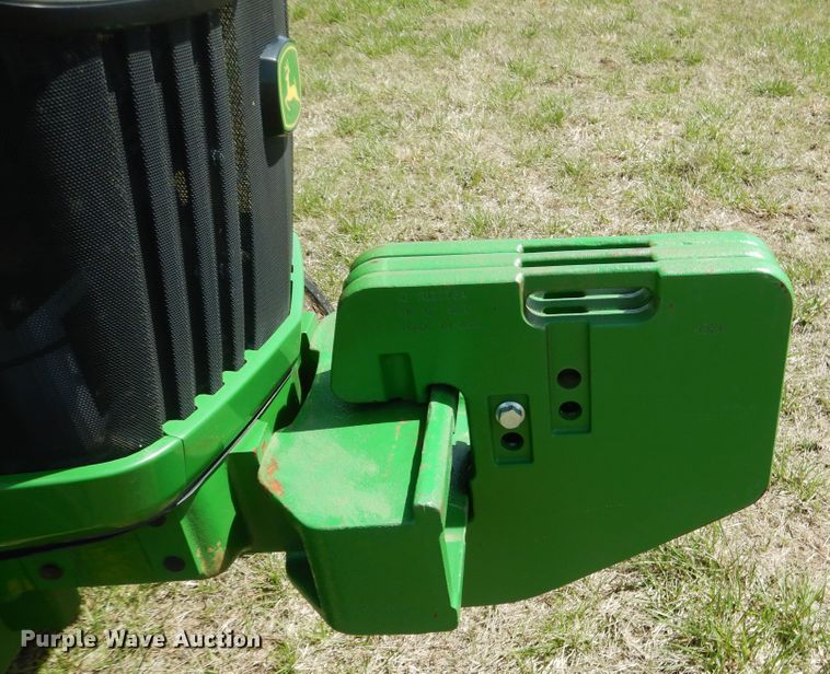 image for item ES9616 2017 John Deere 5055E tractor