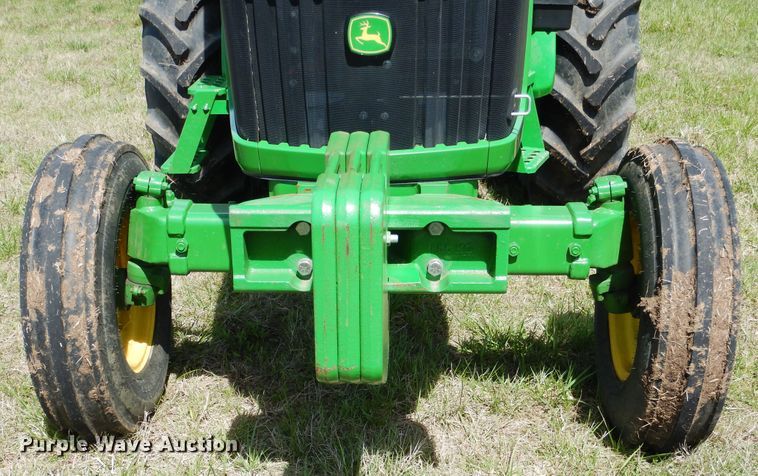 image for item ES9616 2017 John Deere 5055E tractor