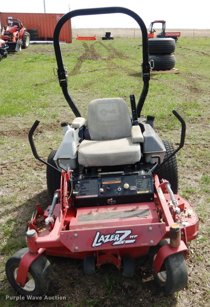 image for item ES9617 Exmark Lazer Z LHP4818KC ZTR lawn mower