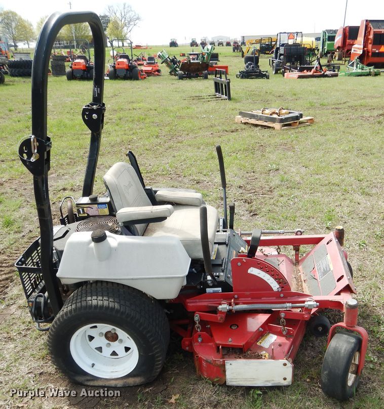 image for item ES9617 Exmark Lazer Z LHP4818KC ZTR lawn mower