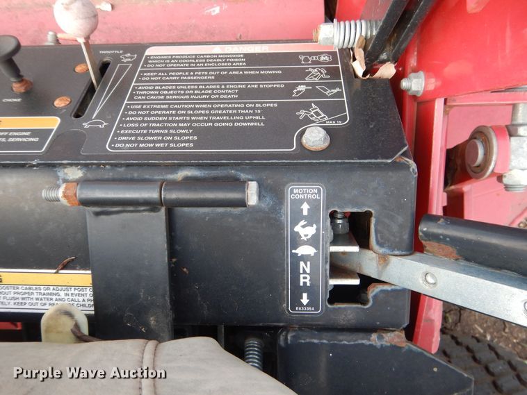 image for item ES9617 Exmark Lazer Z LHP4818KC ZTR lawn mower