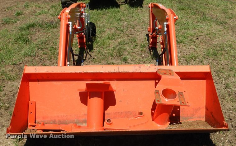 image for item ES9628 Kubota LA525 loader
