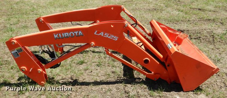 image for item ES9628 Kubota LA525 loader
