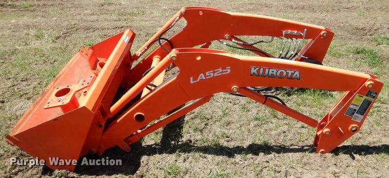 image for item ES9628 Kubota LA525 loader