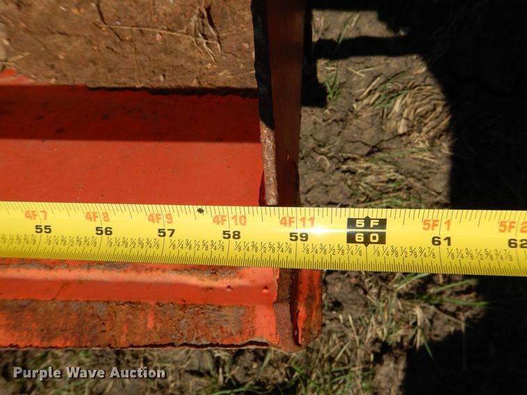 image for item ES9628 Kubota LA525 loader