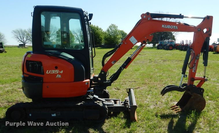 image for item ES9632 Kubota U35-4 mini excavator