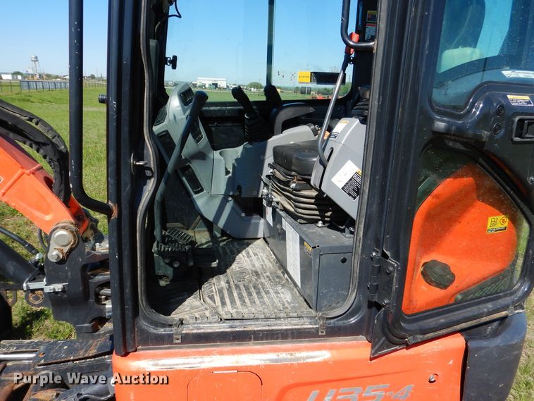 image for item ES9632 Kubota U35-4 mini excavator