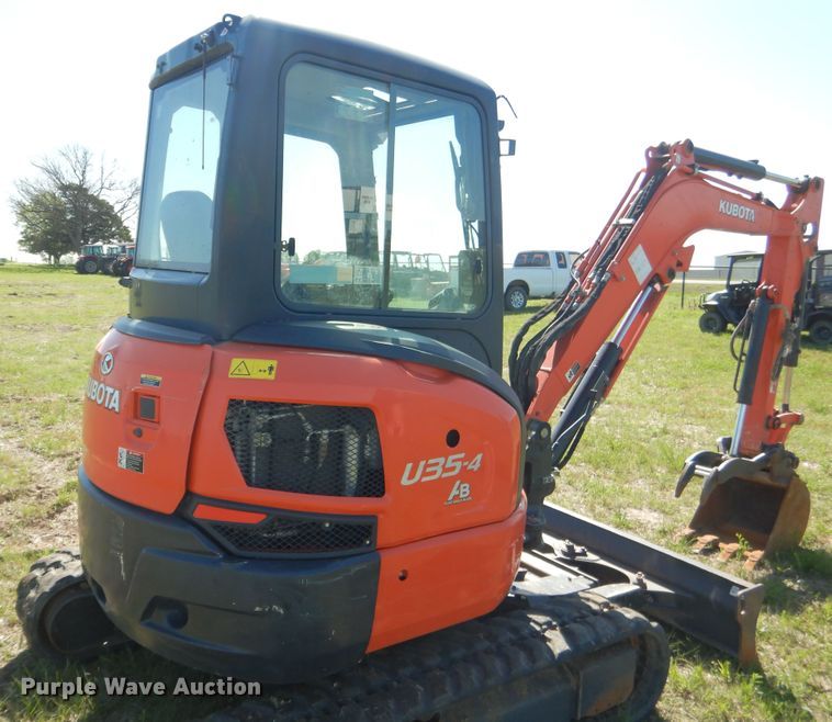 image for item ES9632 Kubota U35-4 mini excavator