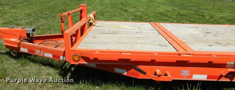 image for item ES9633 2018 PJ T6202 tilt deck equipment trailer