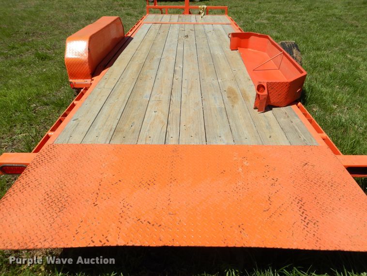 image for item ES9633 2018 PJ T6202 tilt deck equipment trailer