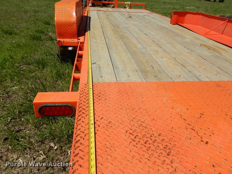 image for item ES9633 2018 PJ T6202 tilt deck equipment trailer