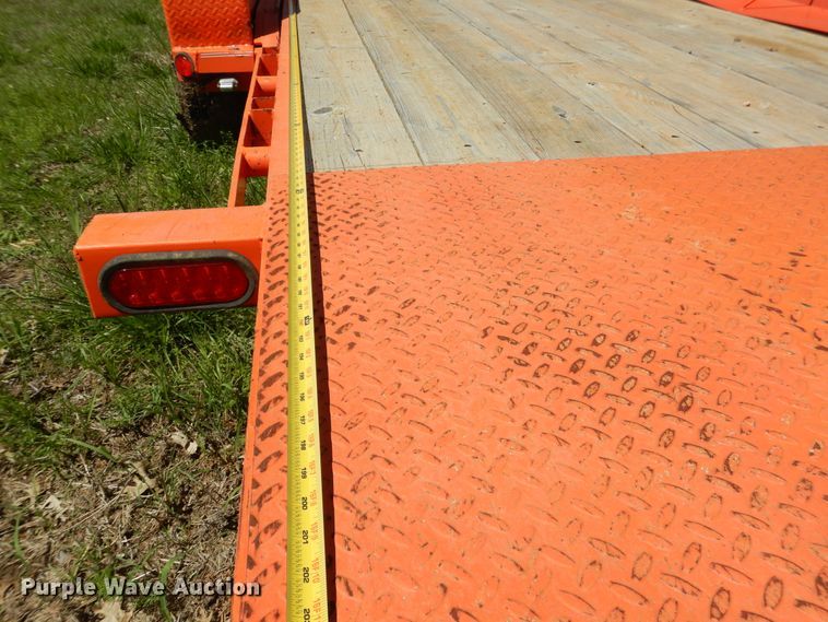 image for item ES9633 2018 PJ T6202 tilt deck equipment trailer