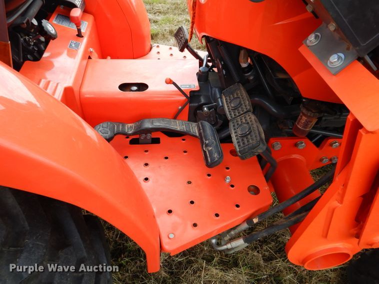 image for item GC9639 2017 Kubota L3901 MFWD tractor