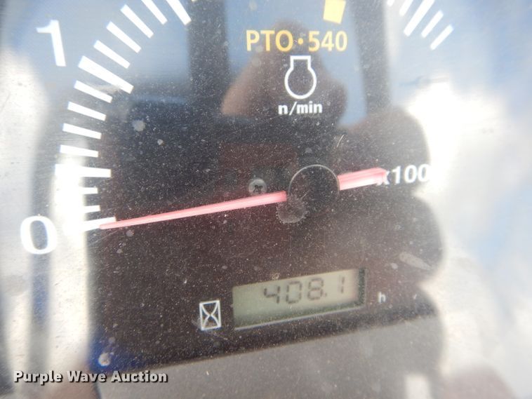 image for item GC9639 2017 Kubota L3901 MFWD tractor