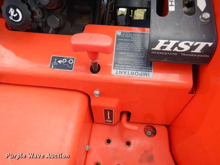 image for item GC9639 2017 Kubota L3901 MFWD tractor