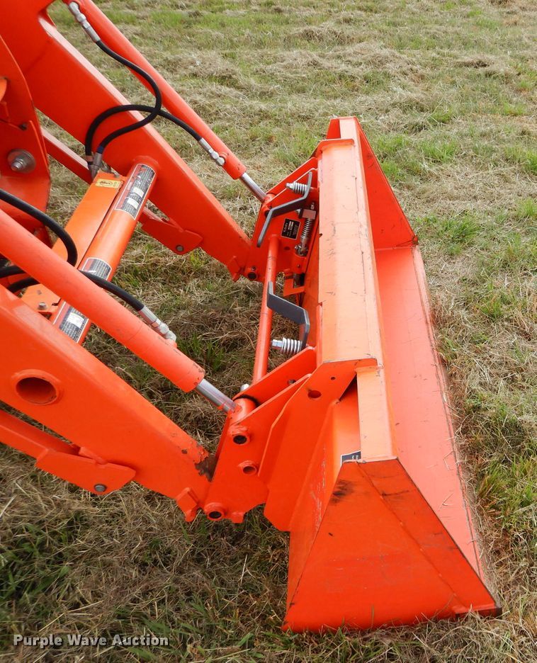 image for item GC9639 2017 Kubota L3901 MFWD tractor