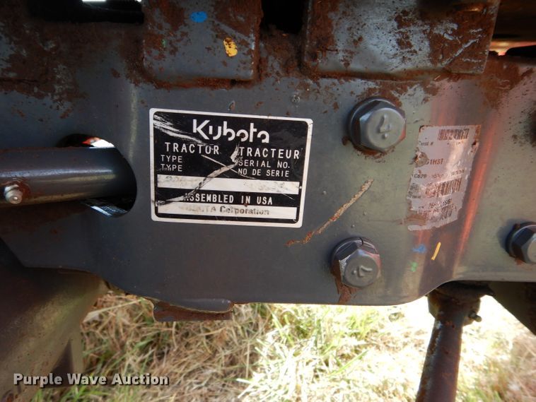 image for item GC9639 2017 Kubota L3901 MFWD tractor